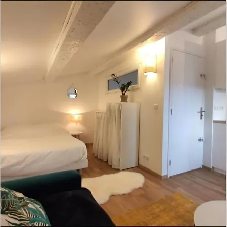 Studio Cosy Sur La Plus Jolie Place+parking Prive La Ciotat